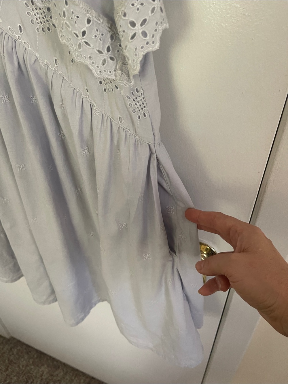 Universal Thread Lavender Eyelet Button-Front Tunic - Picture 4 of 6